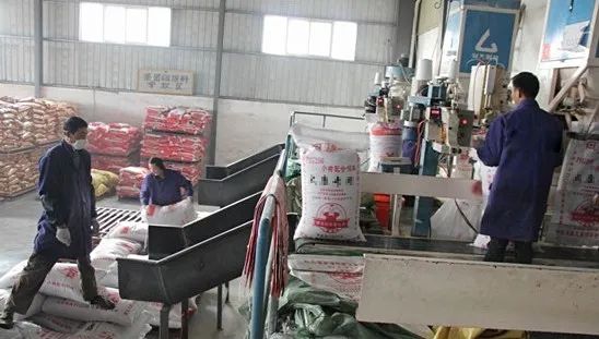 飼料廠車間腥臭味擾民，就用Dejing的凈飼料廠專用除臭劑.jpg